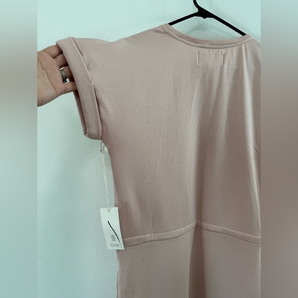 NWT Hass California Sustainable Fleece Rosewater Pink T-Shirt Dress Size M - Picture 11 of 16
